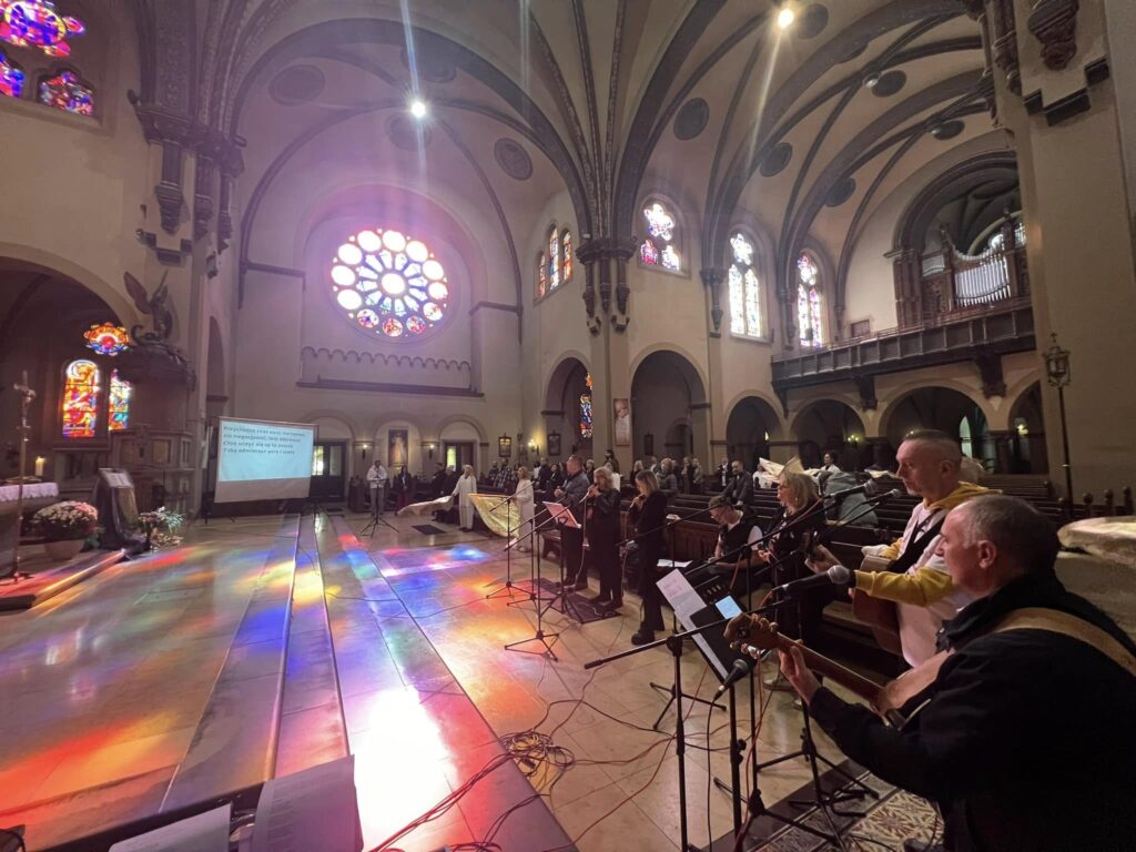 Brak dostępnego opisu zdjęcia.