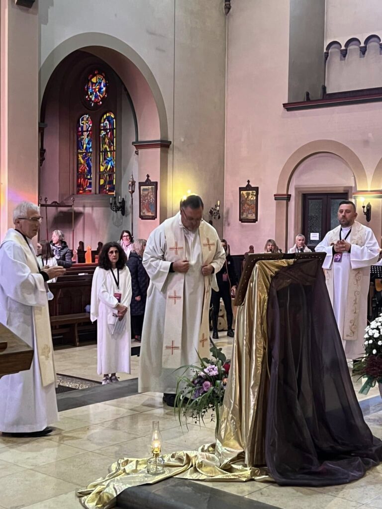 Brak dostępnego opisu zdjęcia.