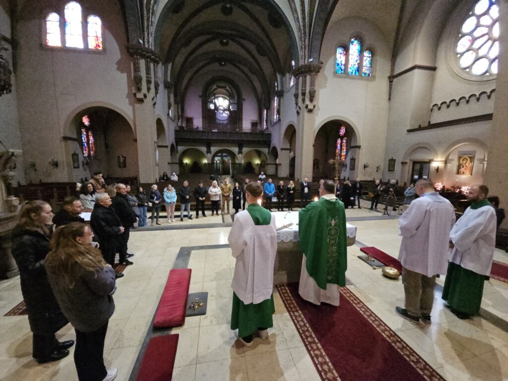 Brak dostępnego opisu zdjęcia.