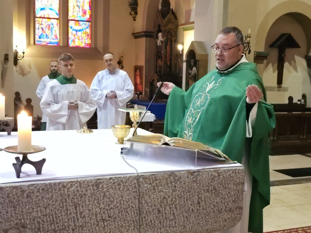 Brak dostępnego opisu zdjęcia.